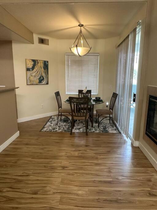 2Br Condo 15 Mins To Downtown Phoenix With Pool & Spa Εξωτερικό φωτογραφία