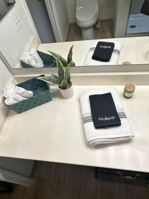 2Br Condo 15 Mins To Downtown Phoenix With Pool & Spa Εξωτερικό φωτογραφία